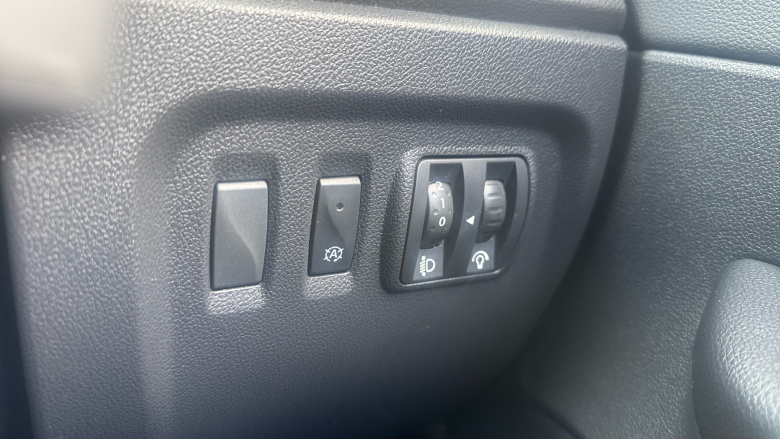 Renault Captur 0.9 TCE 90 Dynamique S Nav 5dr Petrol Hatchback